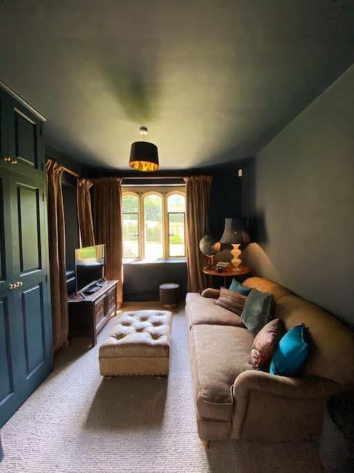 The Dower House At Parnham Park Villa Beaminster Buitenkant foto